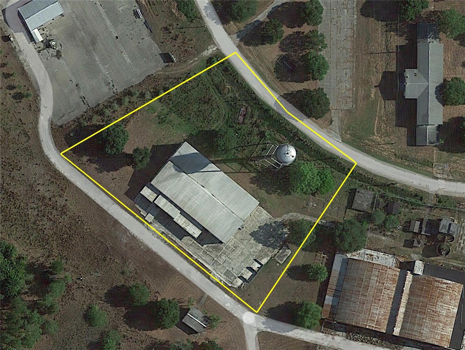 5000 SE Hwy 31 #W — photo