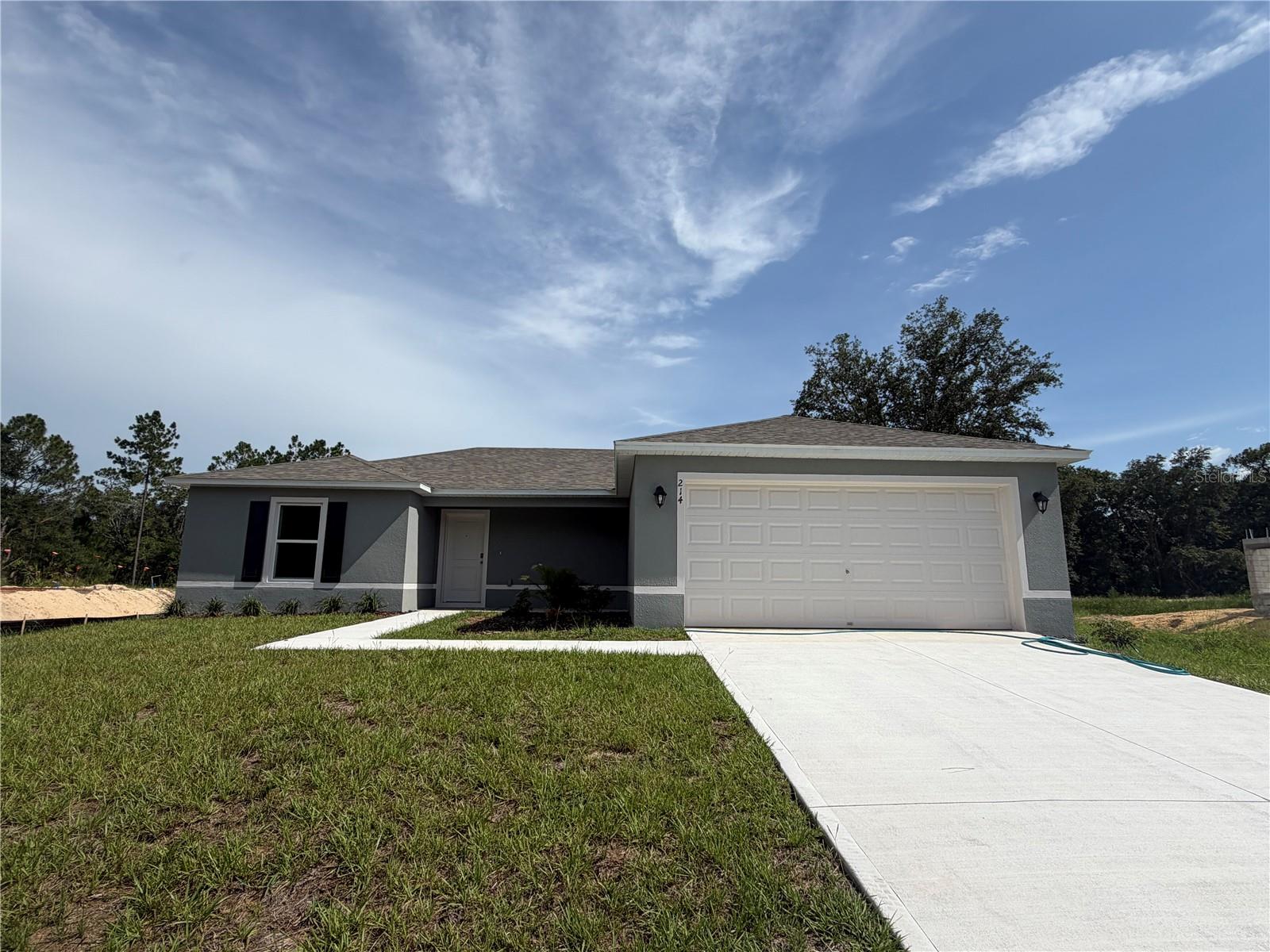 214 Spoonbill Dr — photo