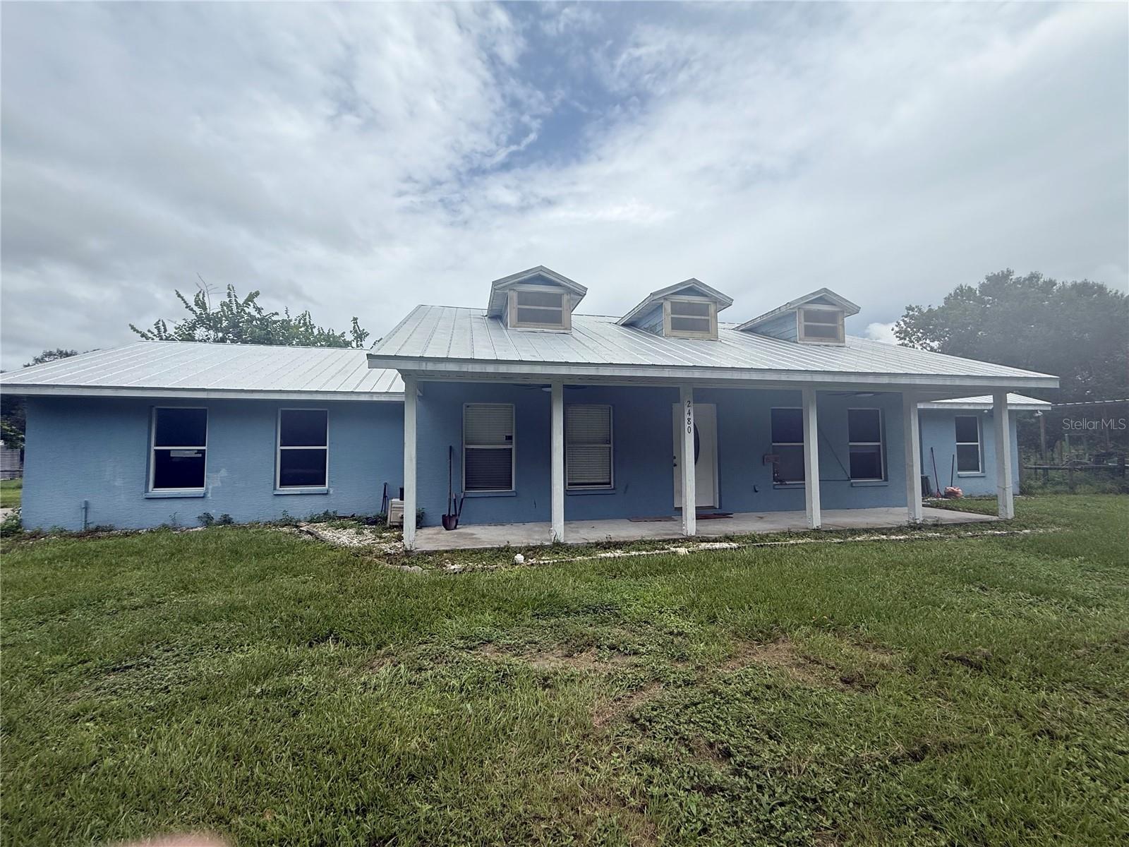 2480 NW Genes Little Acres Ave — photo