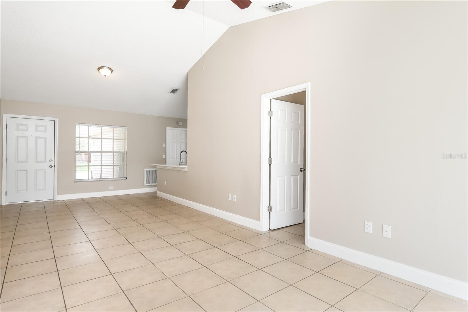 348 Walpole Loop, Davenport, FL 33897 — photo 3
