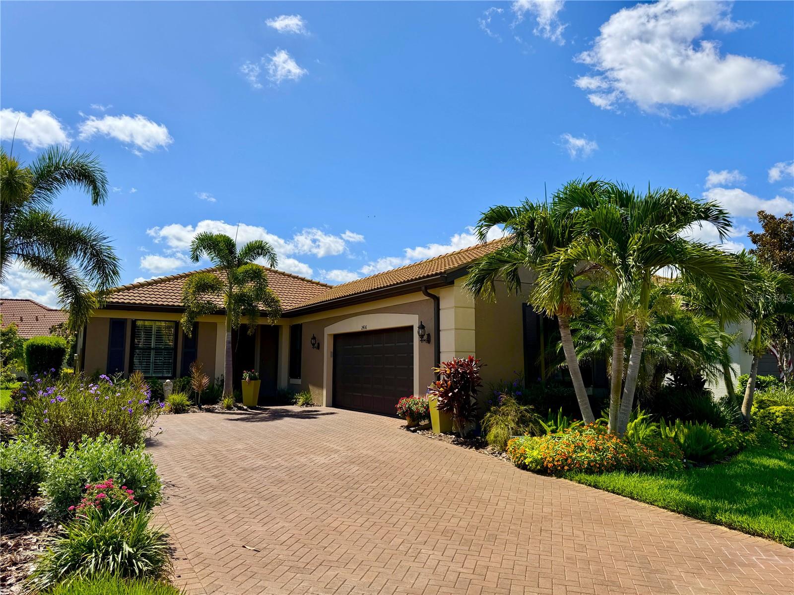 2436 Arugula Dr — photo