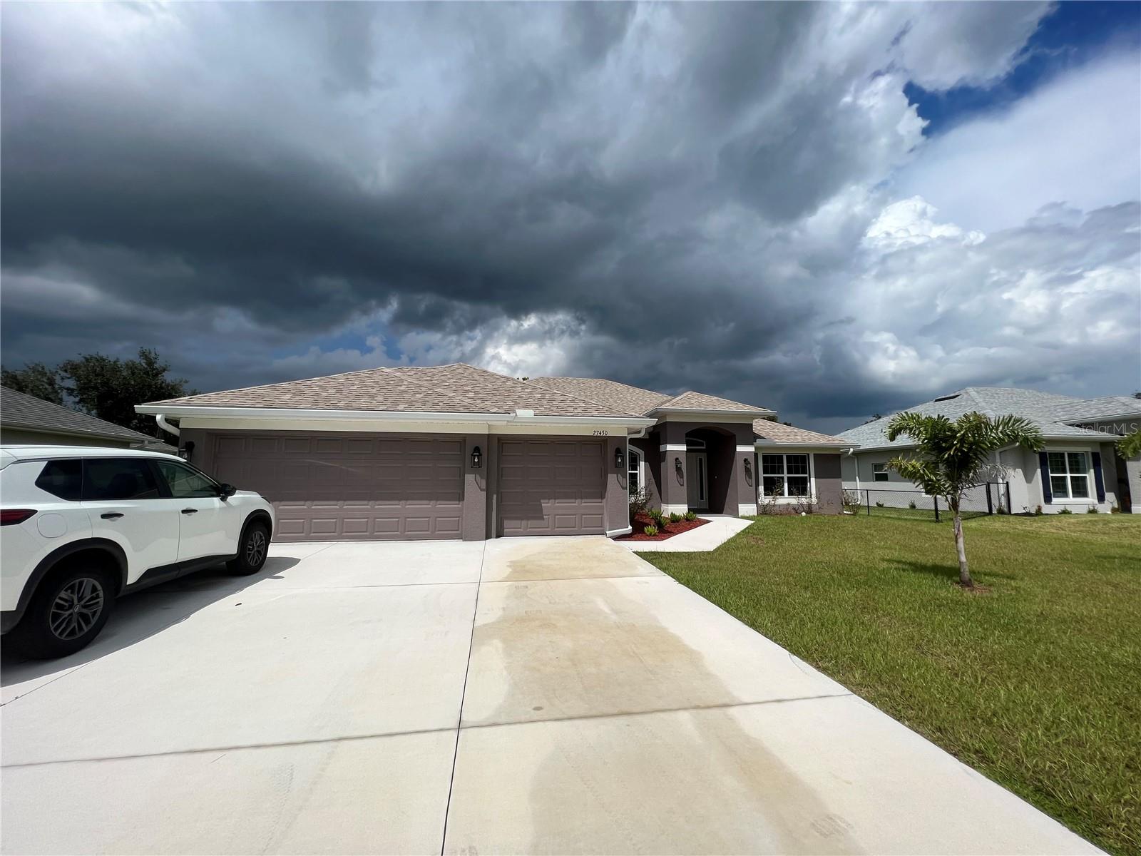 27430 Deep Creek Blvd — photo