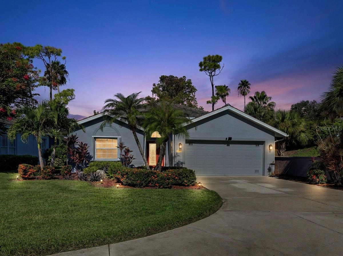 3199 Village Ln — photo