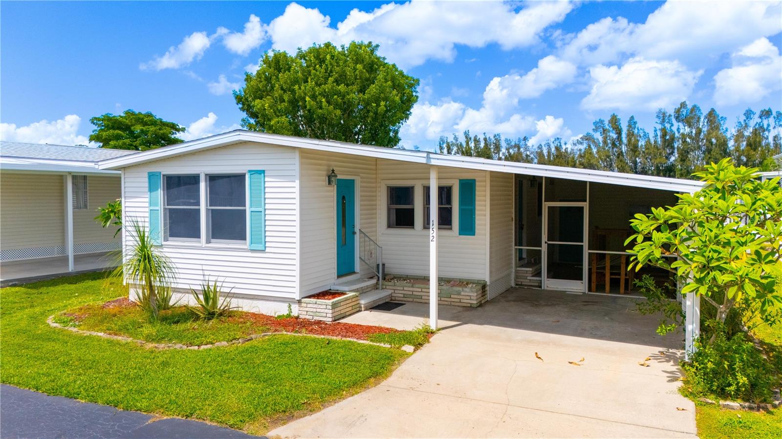 4300 Riverside Dr #152 — photo