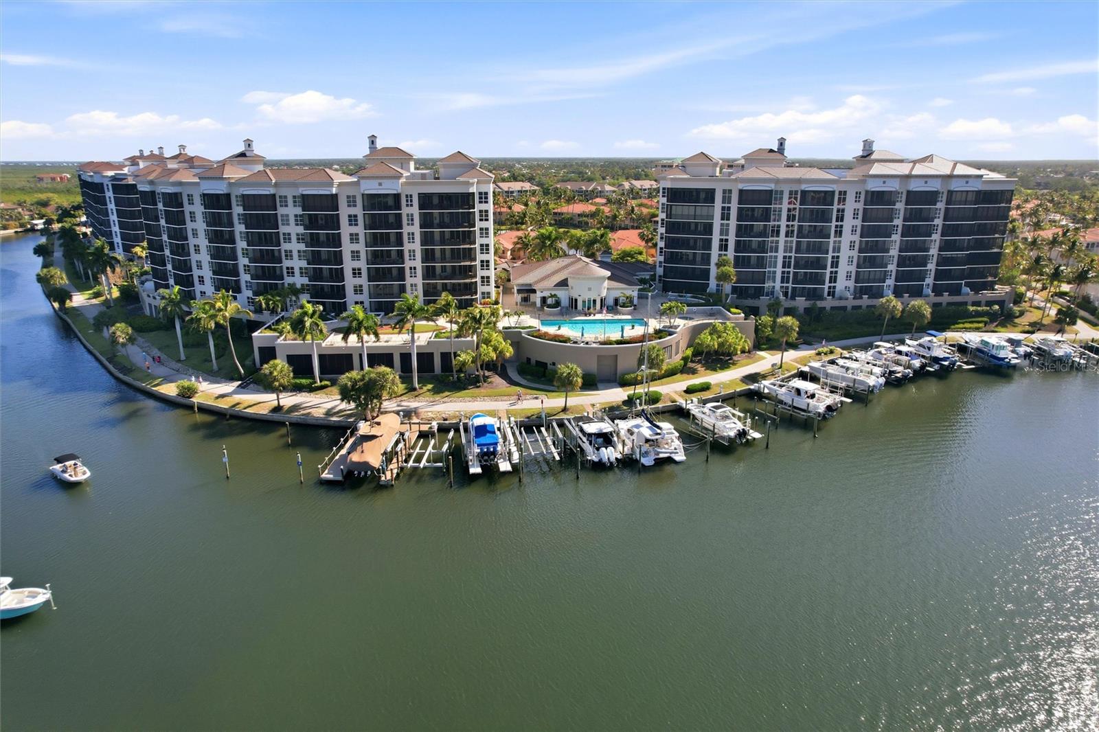 3313 Sunset Key Cir #105 — photo