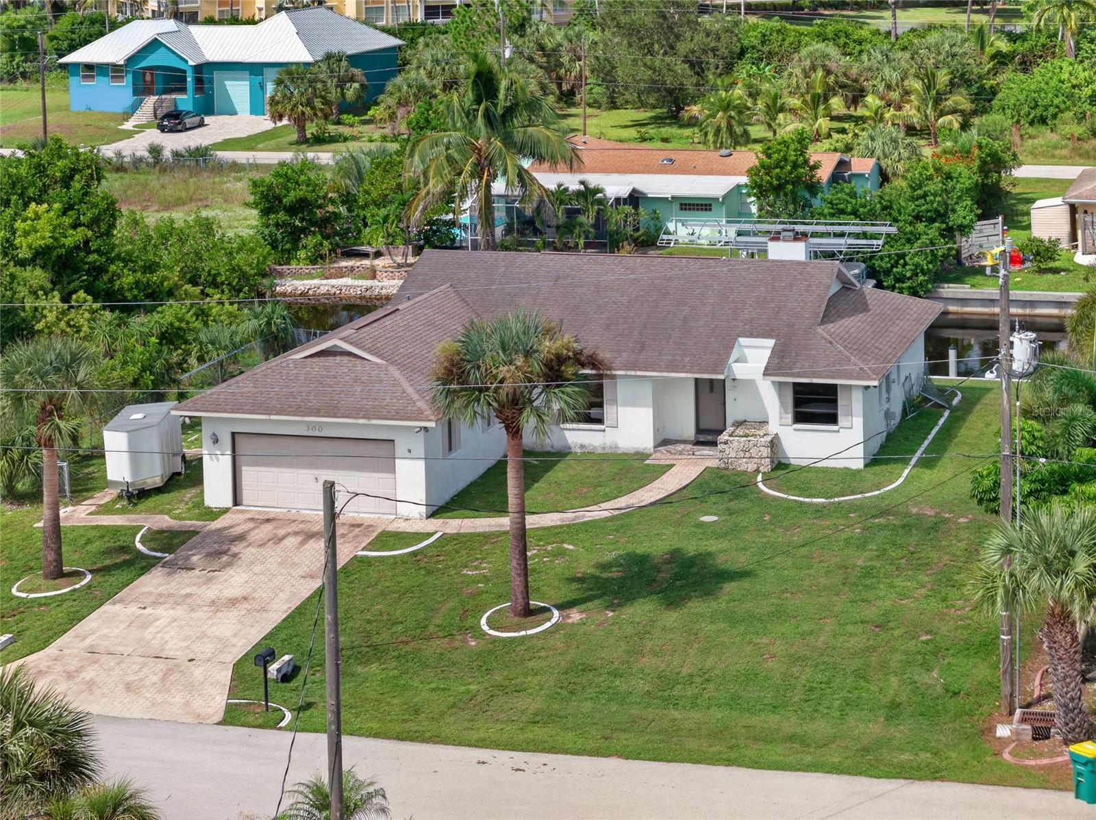 300 Tarpon Way — photo