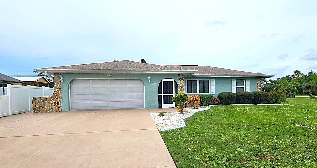 582 Azalea Dr NW — photo