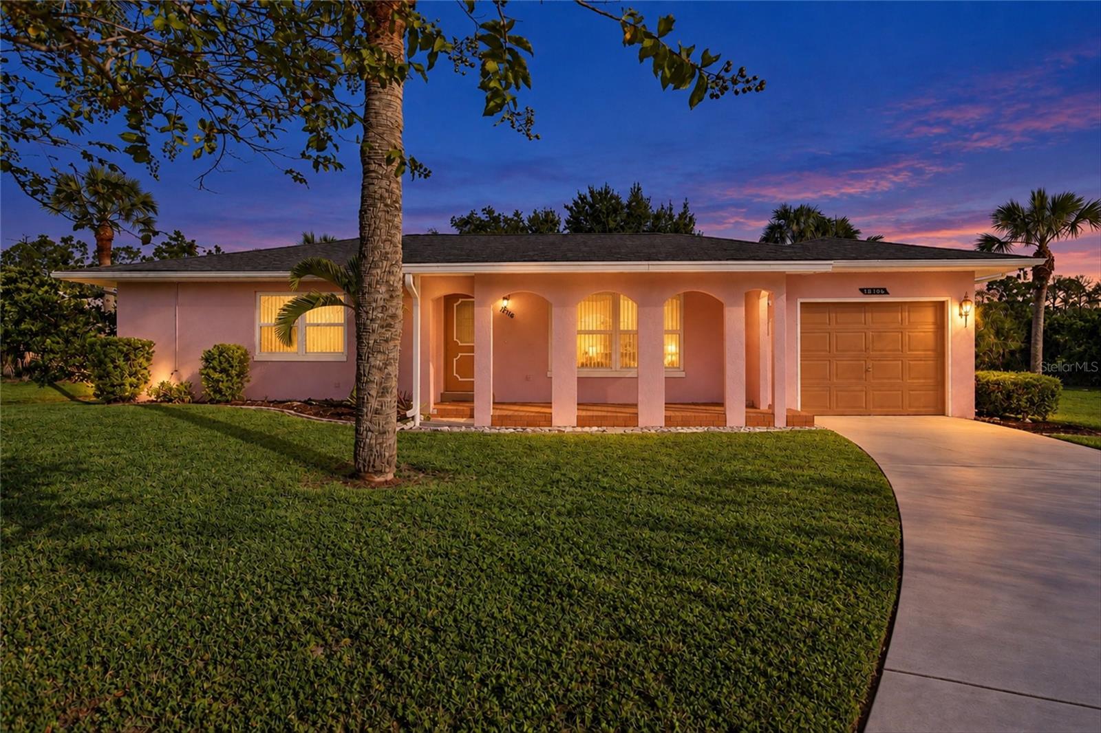 18116 Edgewater Dr — photo
