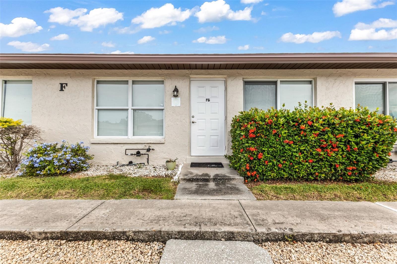 21150 Gertrude Ave #F5 — photo