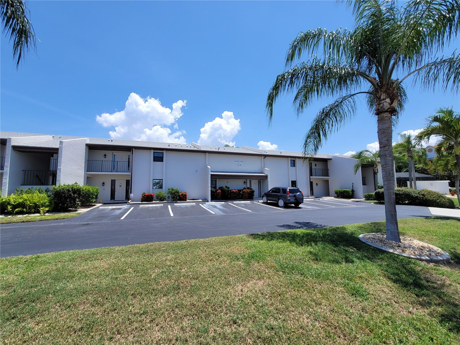 1318 Wesley Dr #3 — photo