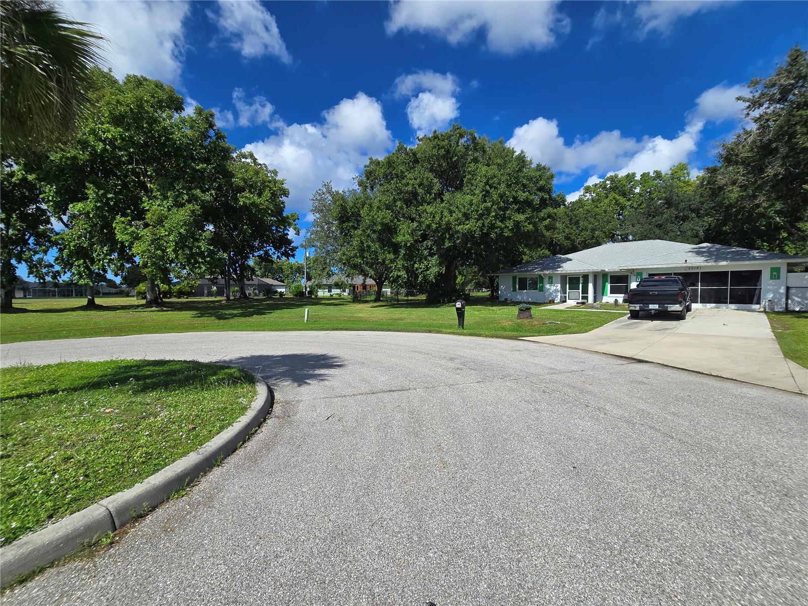 25181 Esmeralda Ct — photo