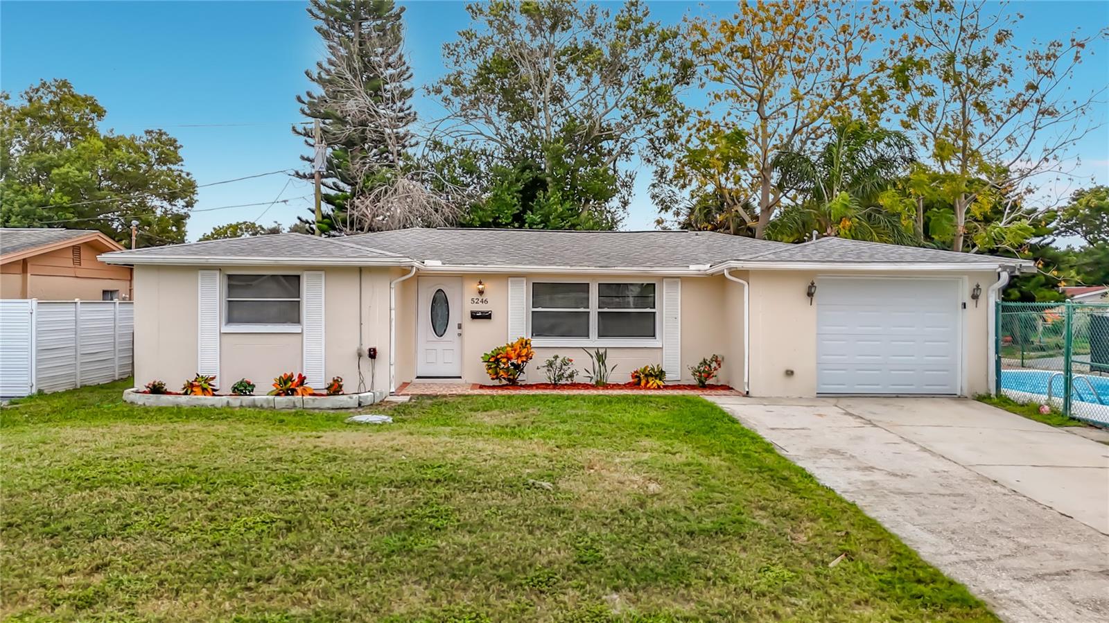 5246 Drift Tide Dr — photo