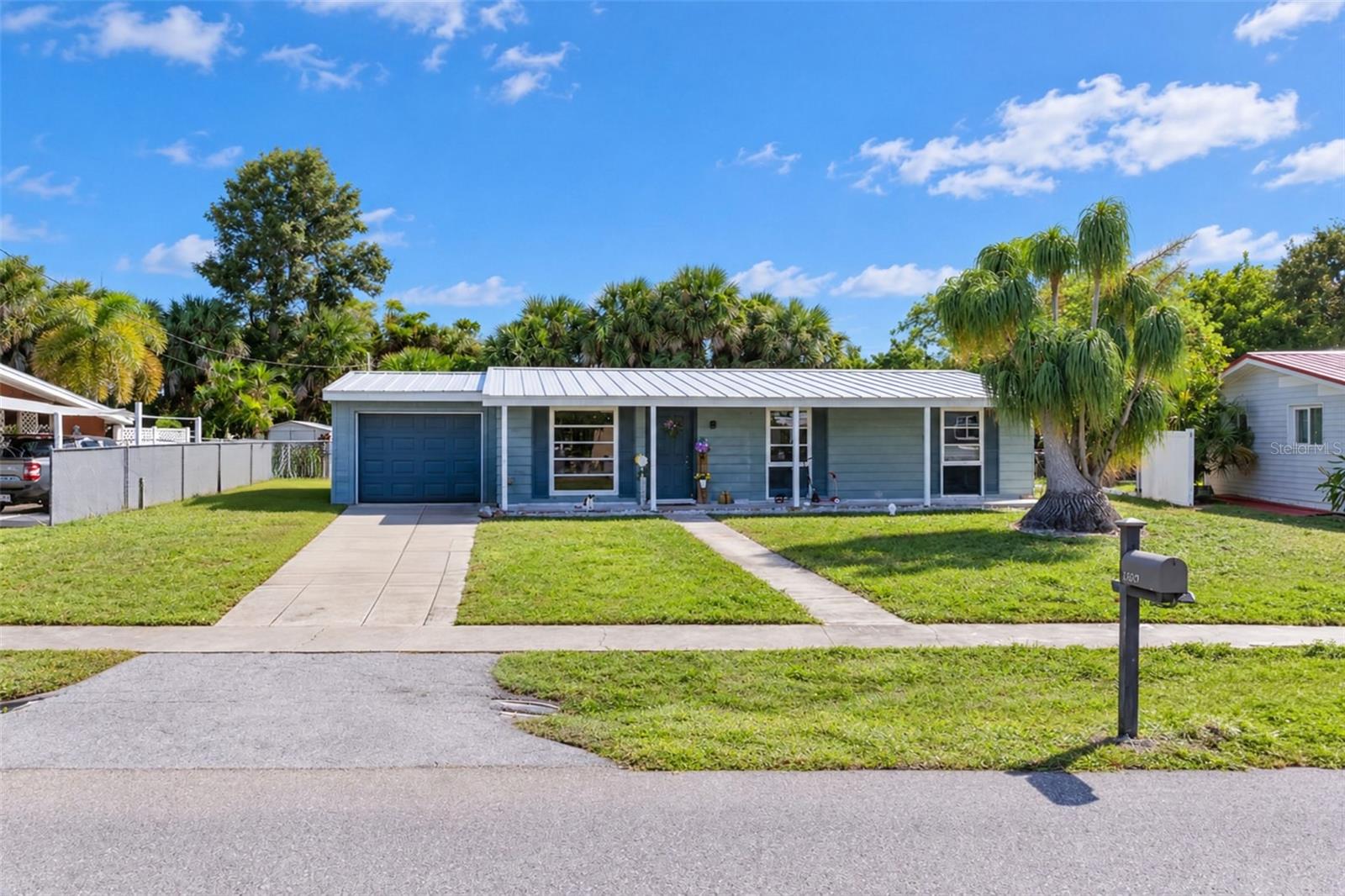 21307 Austin Ave — photo