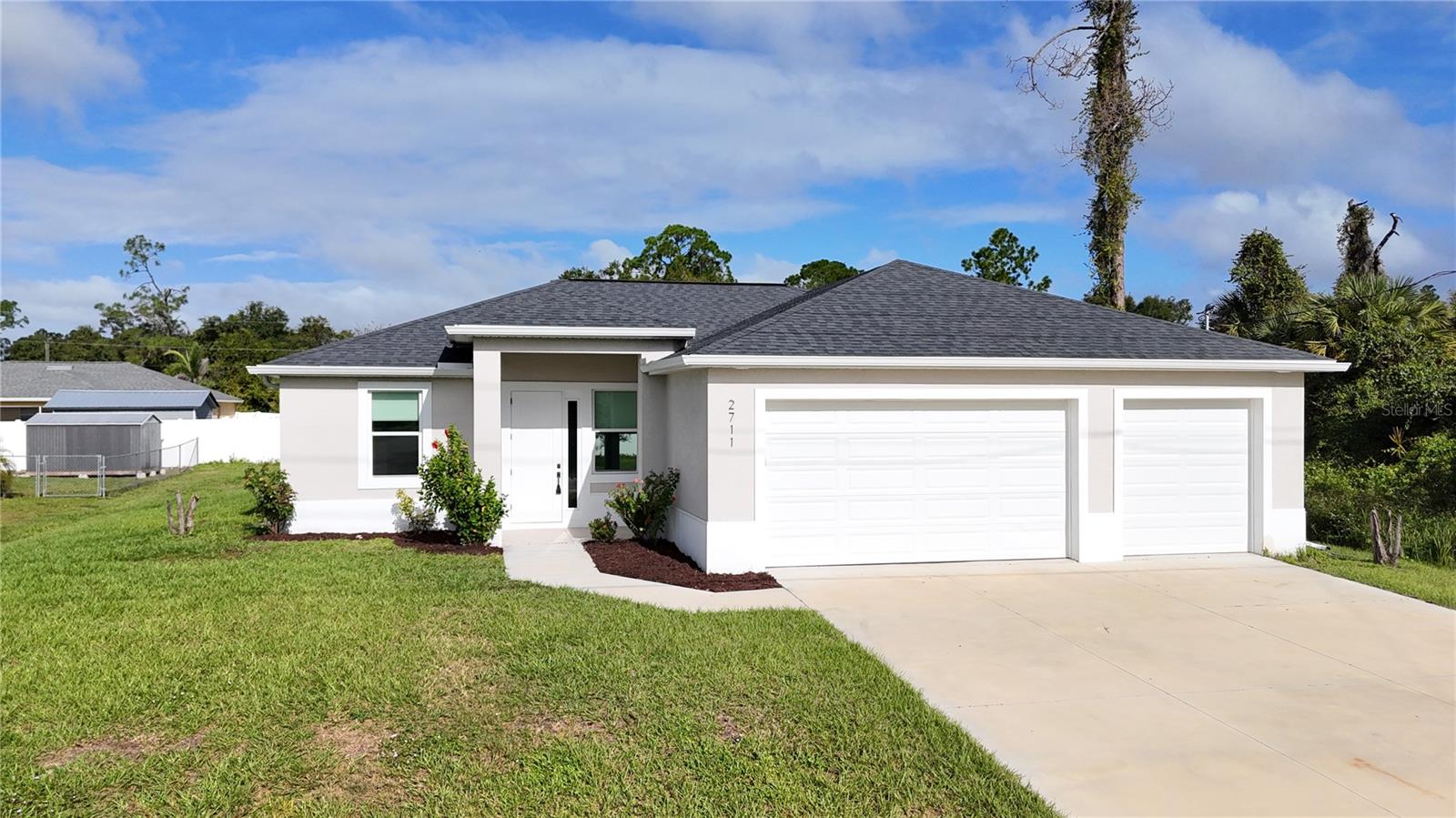 2711 Atwater Dr — photo