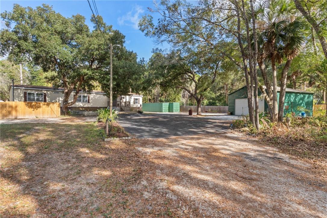 193 Gladys Ave — photo