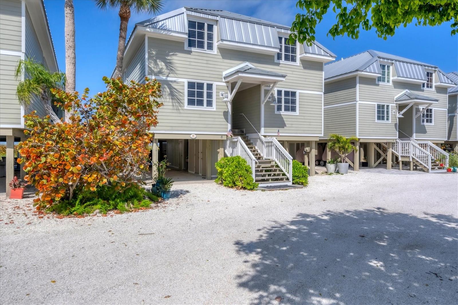 480 Gulf Blvd #6 — photo