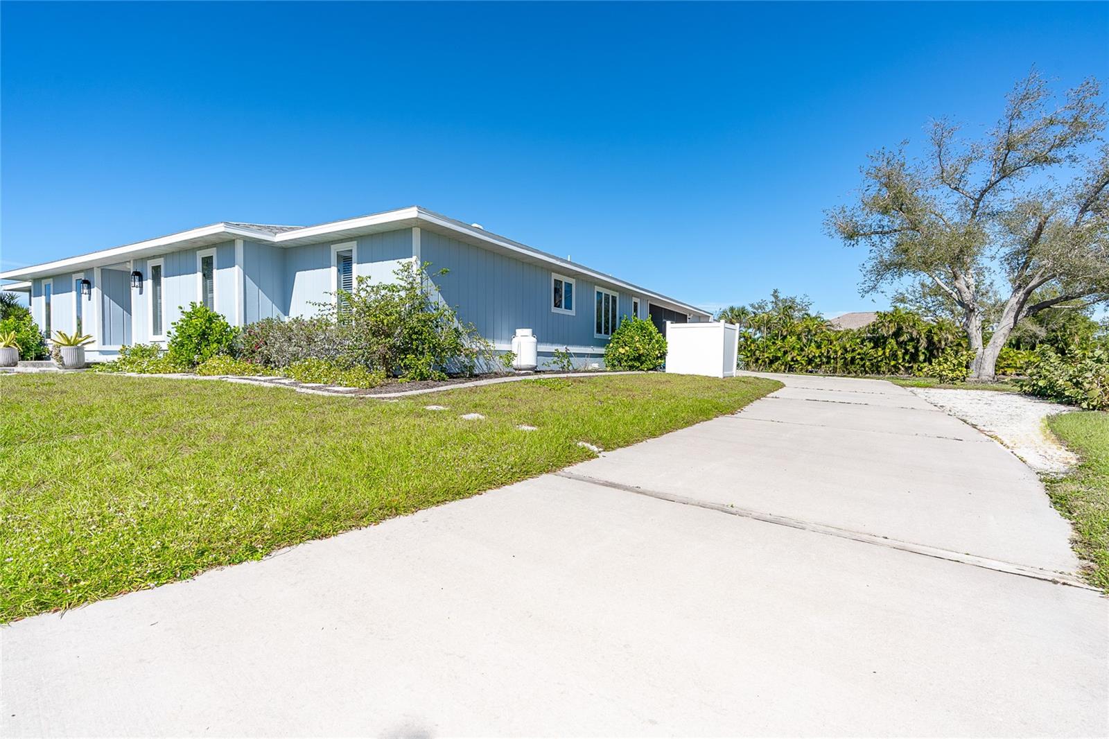 320 Anchor Row, Placida, FL 33946 — photo 3