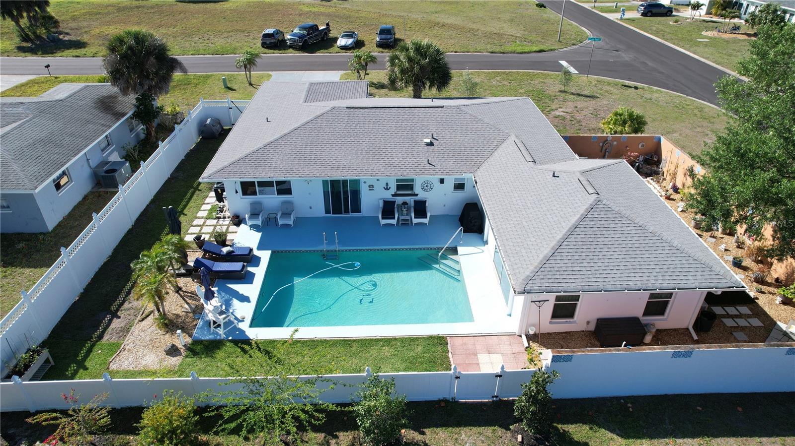 2 Golfview Road, Rotonda West, FL 33947 — photo 3