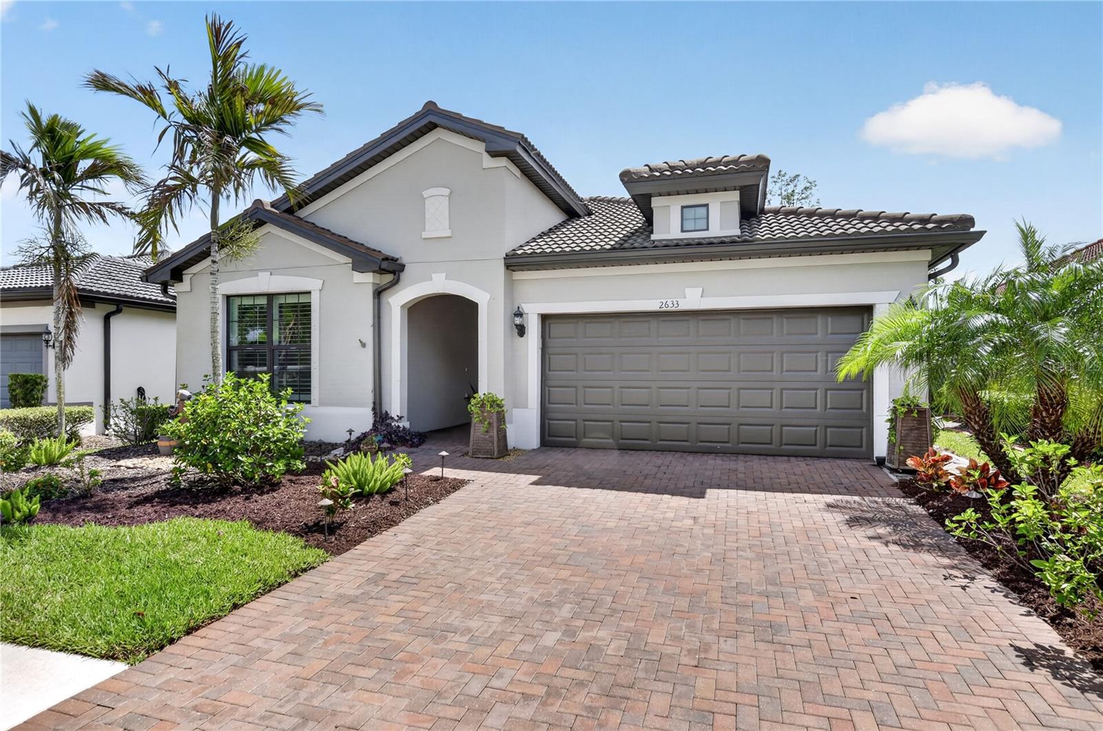 2633 Daisy Dr — photo