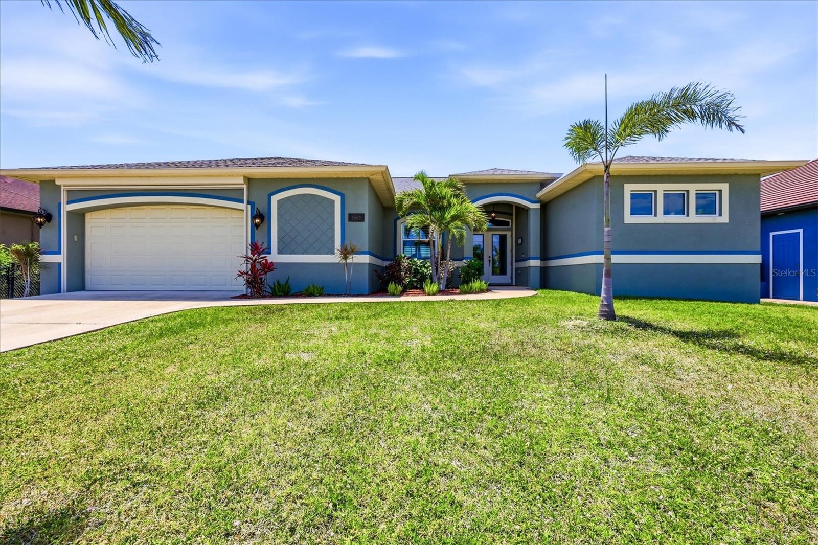 15610 Seafoam Cir — photo