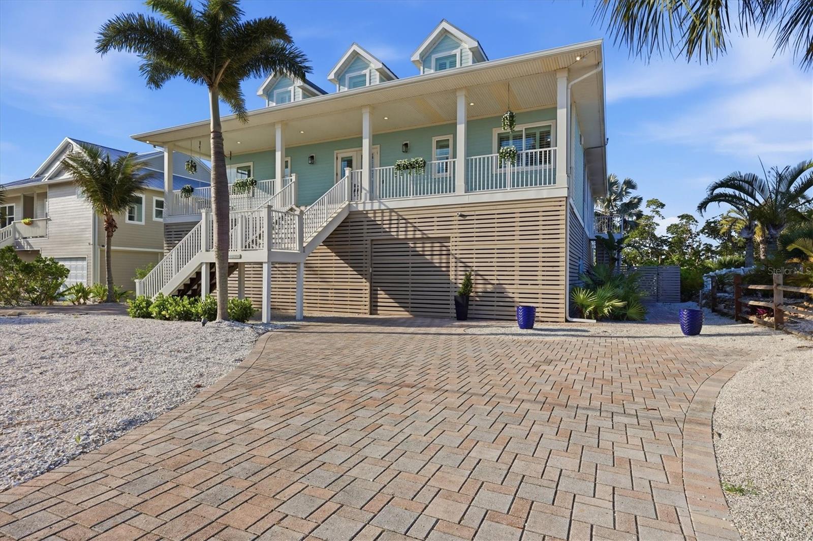 81 N Gulf Blvd — photo