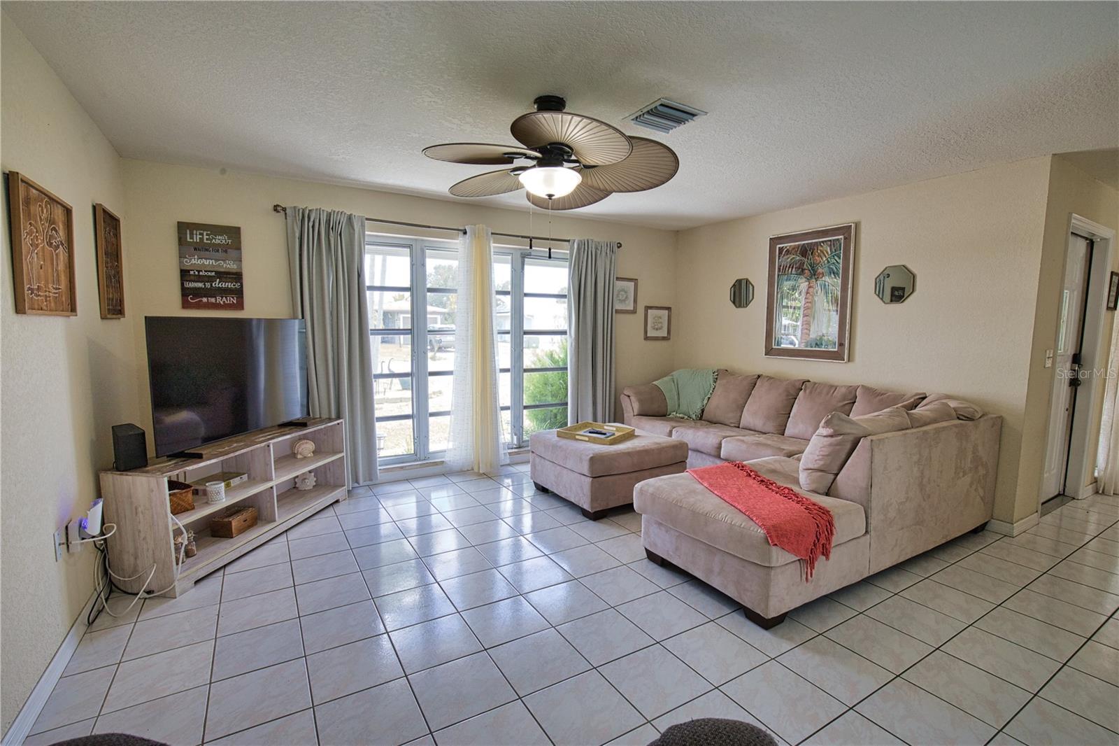 12 Golfview Road, Rotonda West, FL 33947 — photo 2