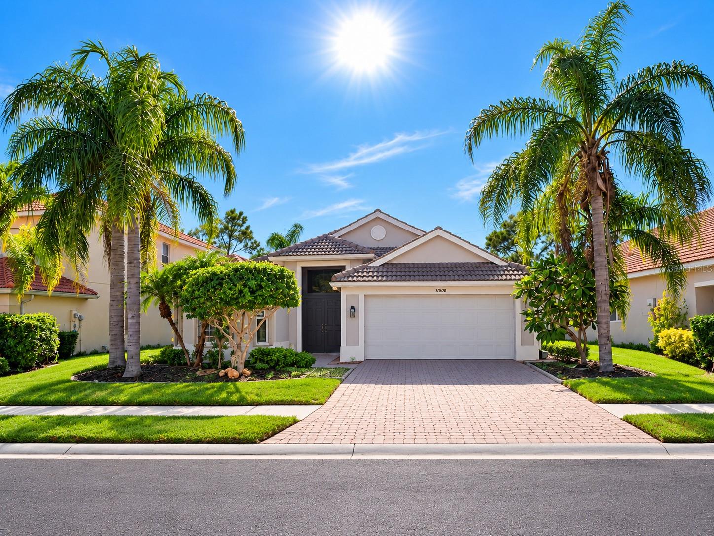 11500 Dancing River Dr — photo