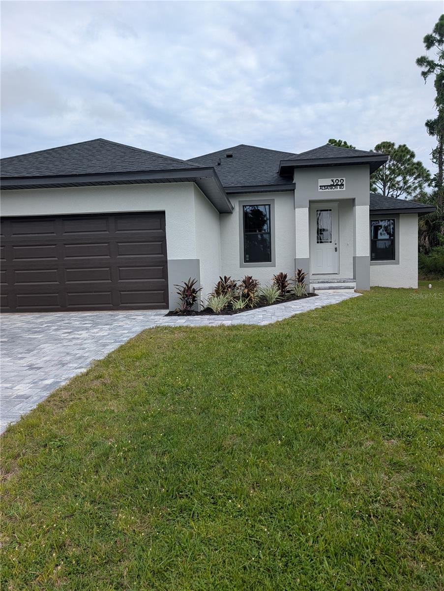 322 Albatross Rd — photo