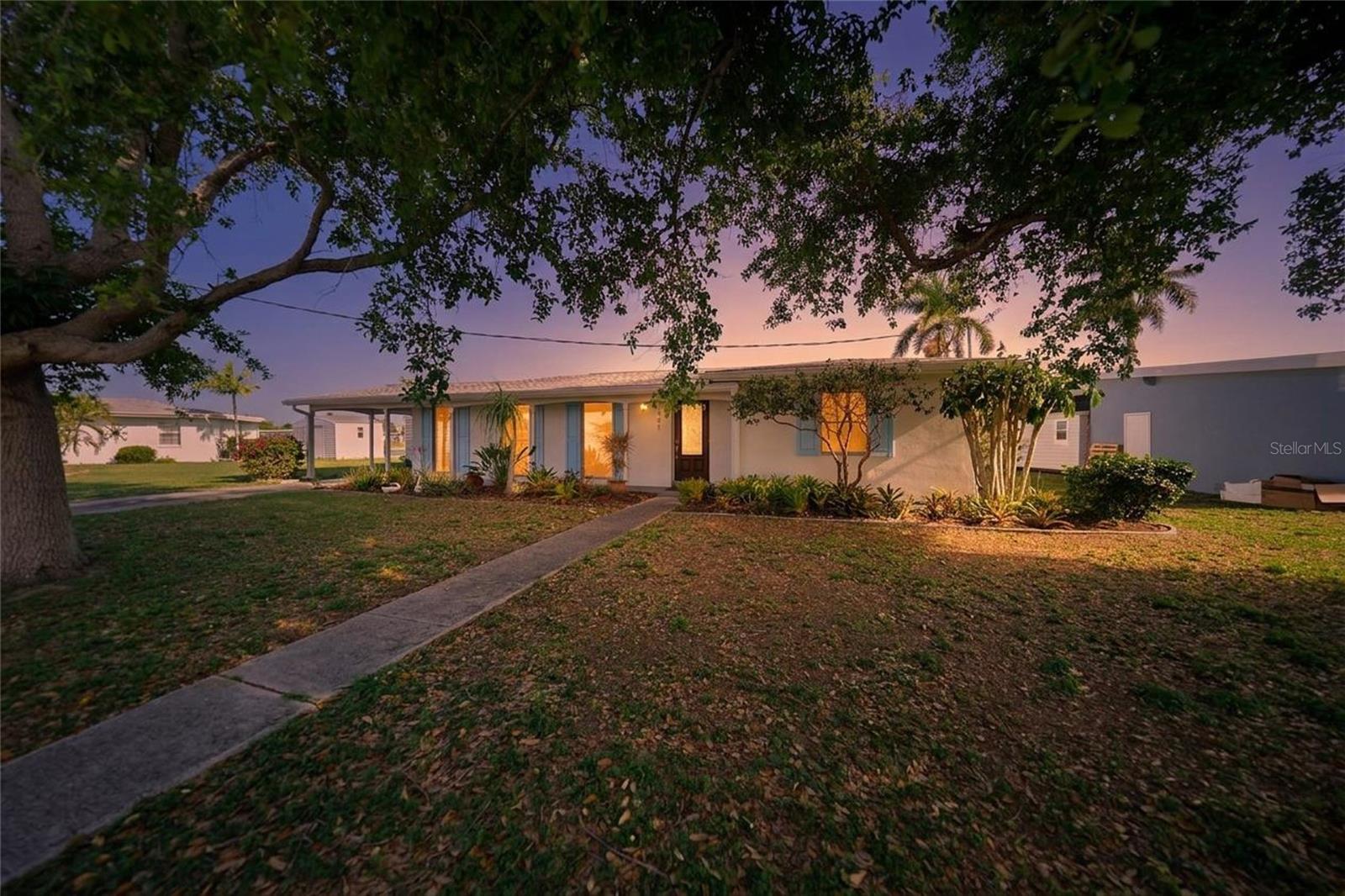 381 Weber Ter — photo
