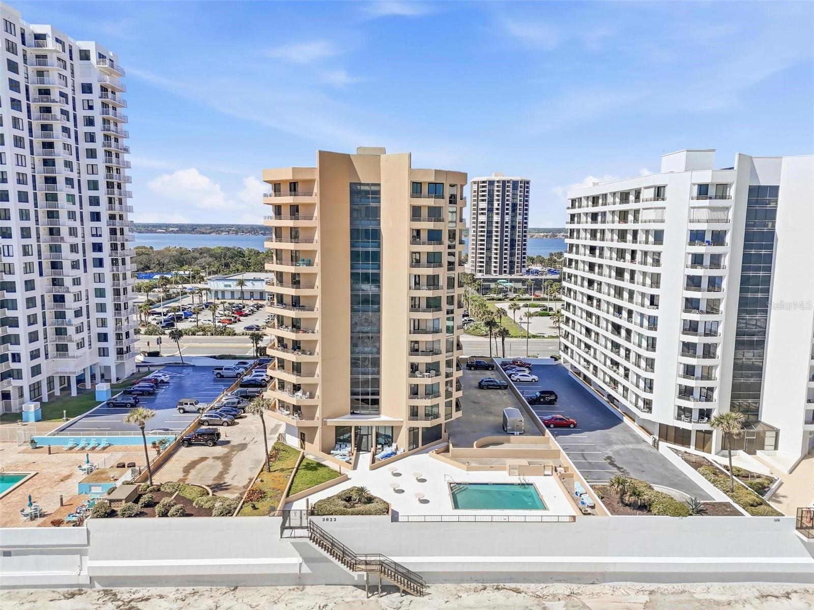 3023 S Atlantic Ave #903 — photo