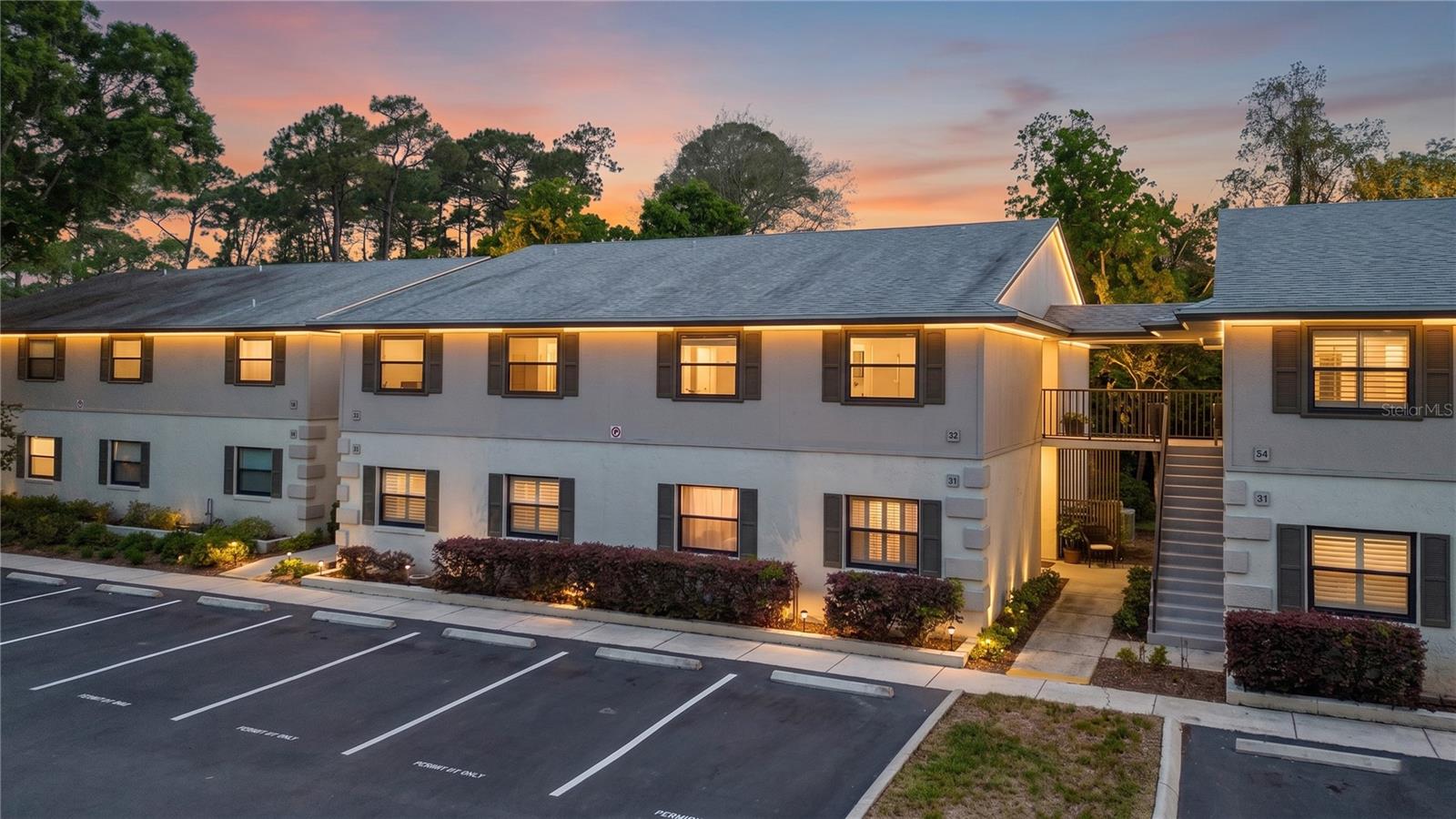 32 Navarra Ct — photo