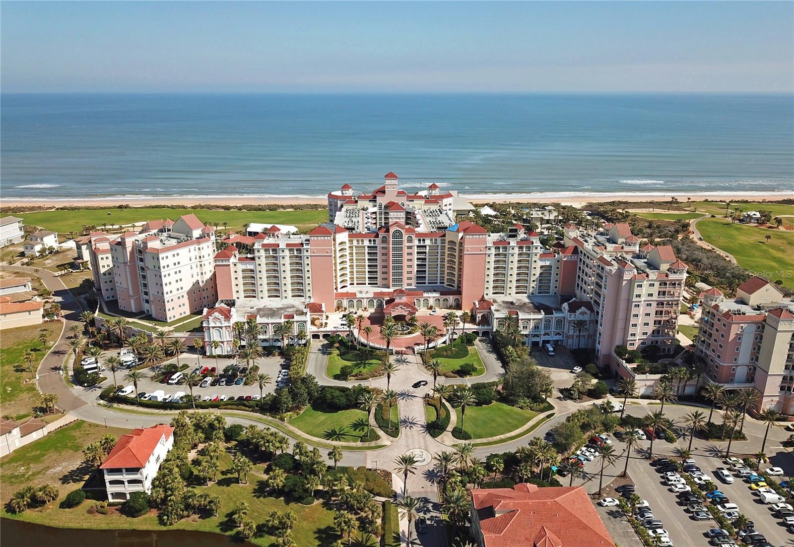 200 Ocean Crest Dr #812 — photo