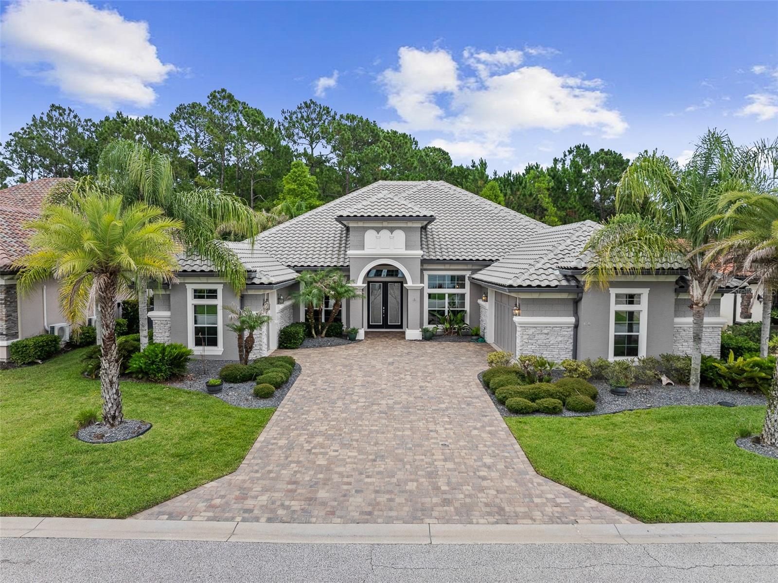 630 Woodbridge Dr — photo