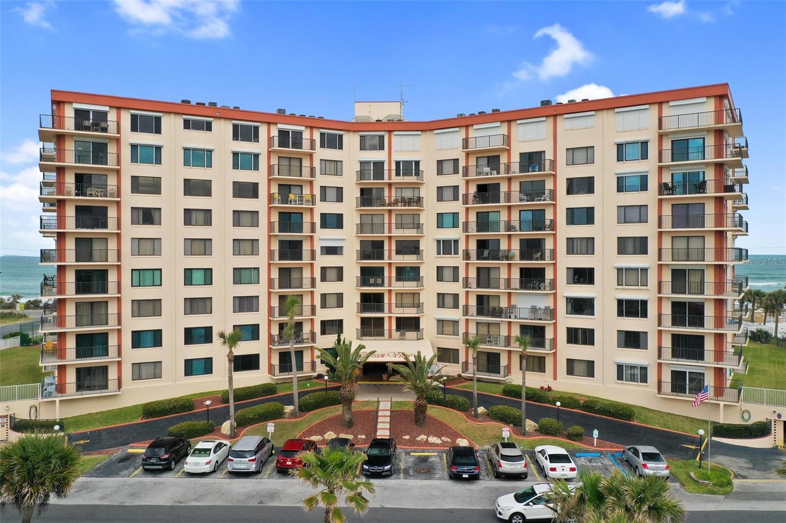 3600 S Oceanshore Blvd — photo