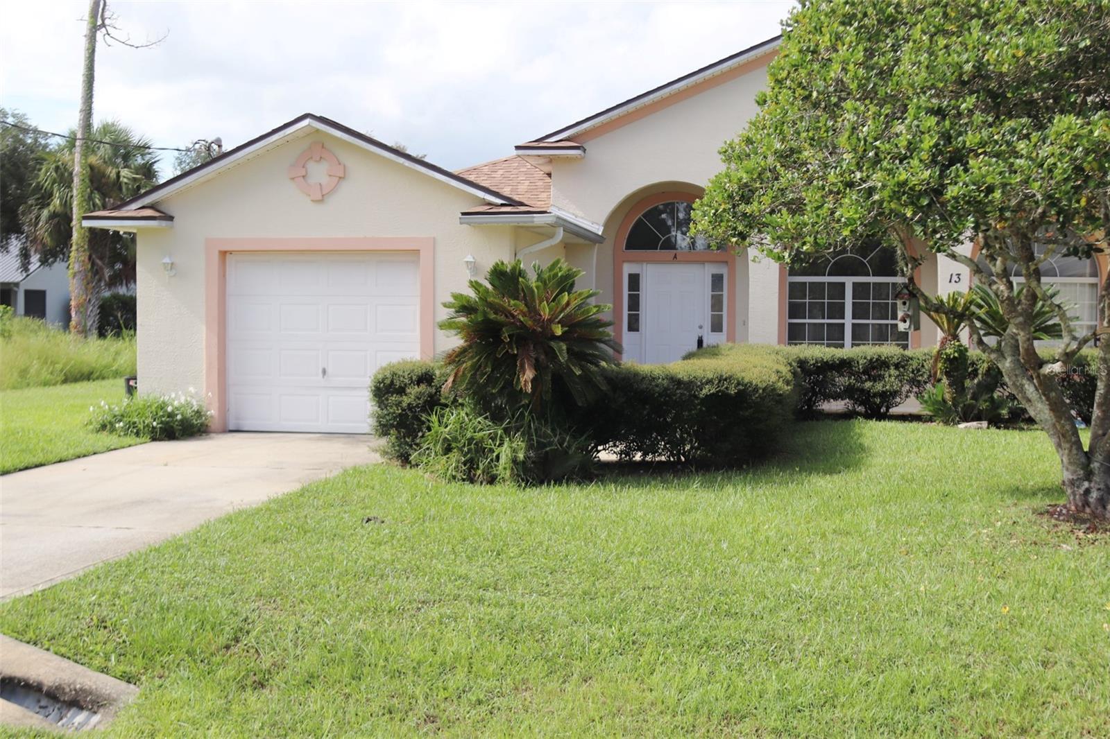 13 Buttonwood Ln #a — photo