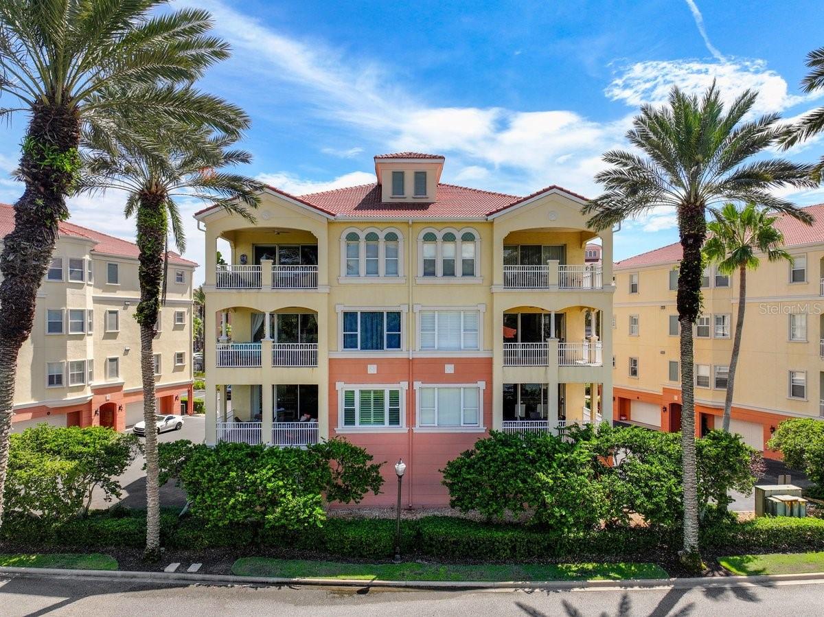 55 Ocean Crest Way #911 — photo
