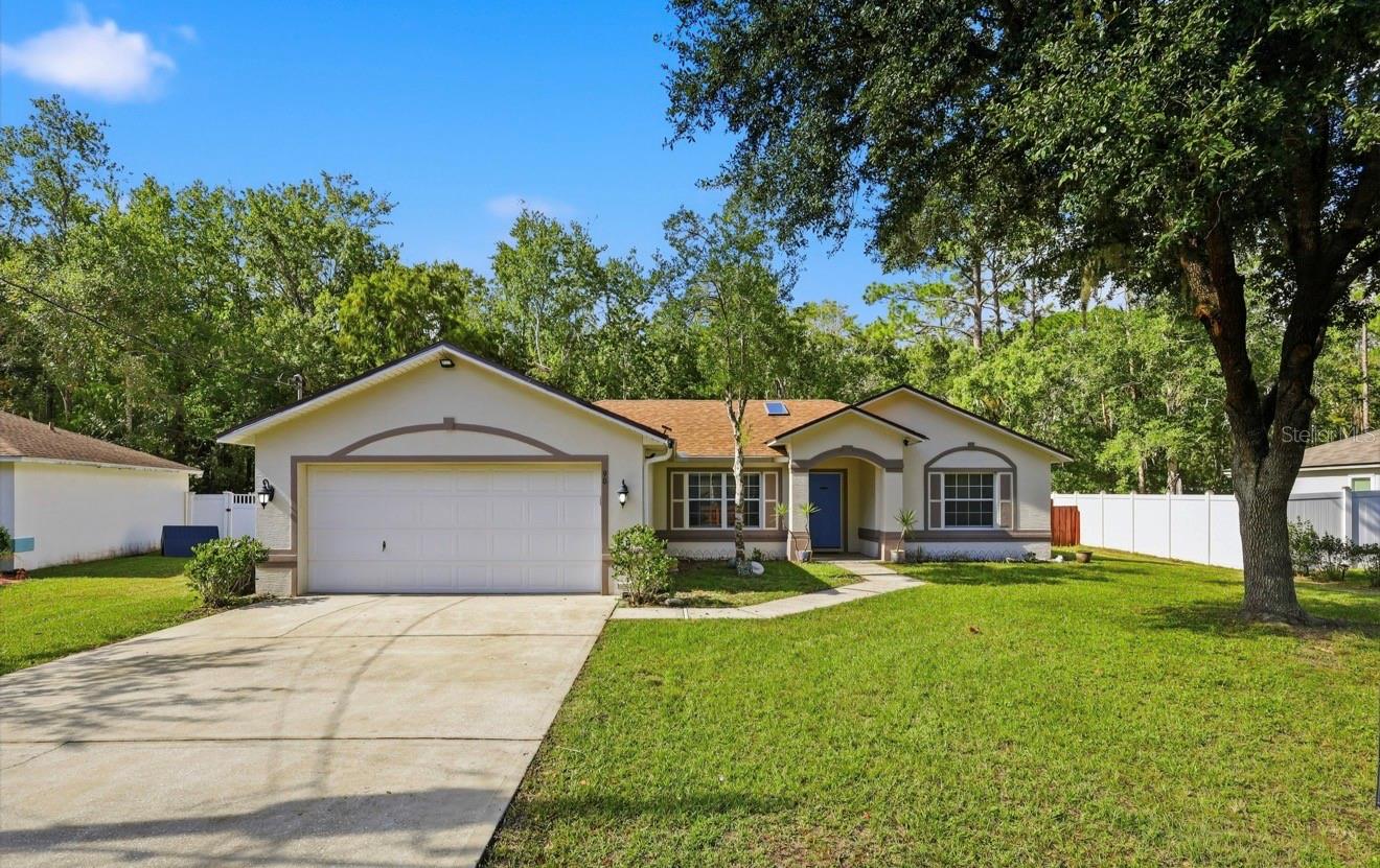 90 Zephyr Lily Trl — photo