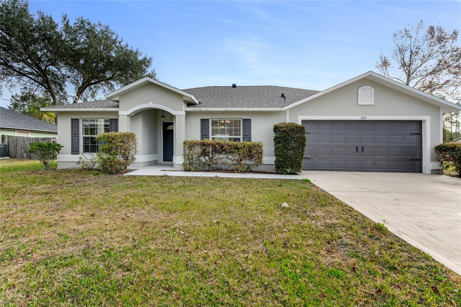 209 Parkview Dr — photo