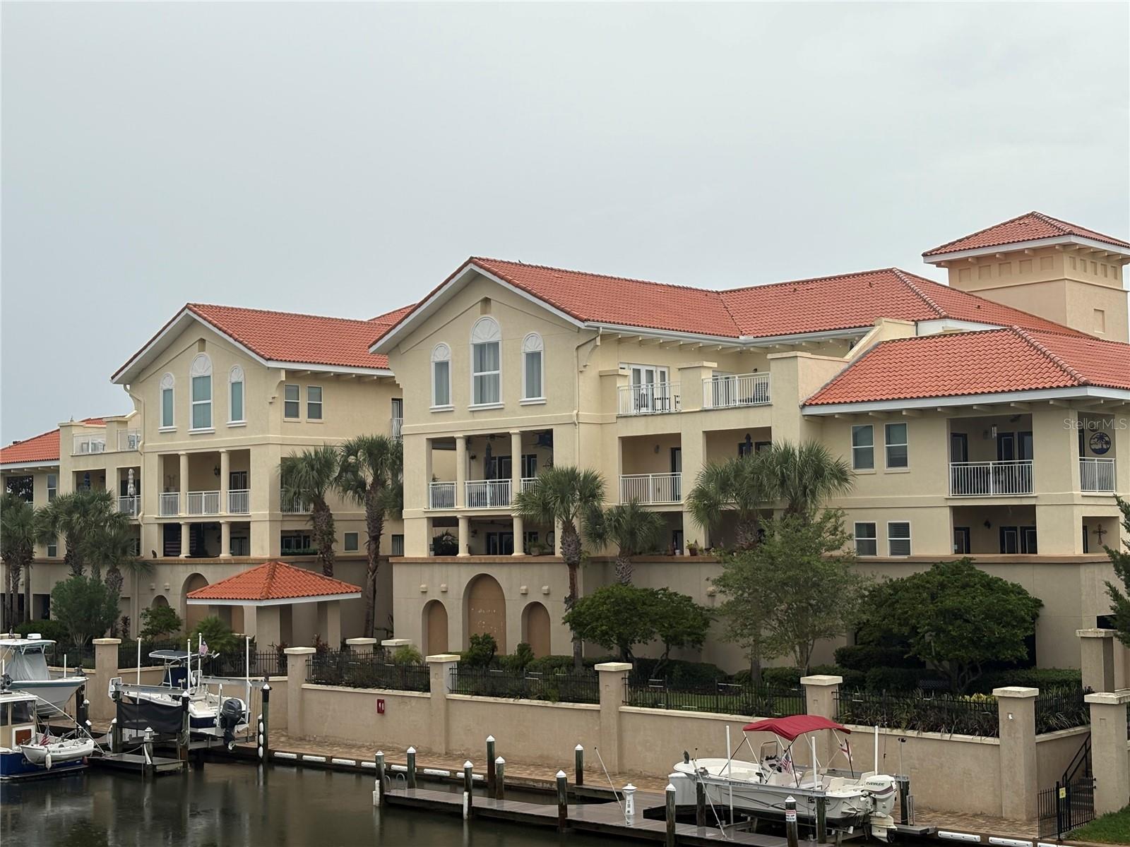 300 Bella Harbor Ct #101 — photo