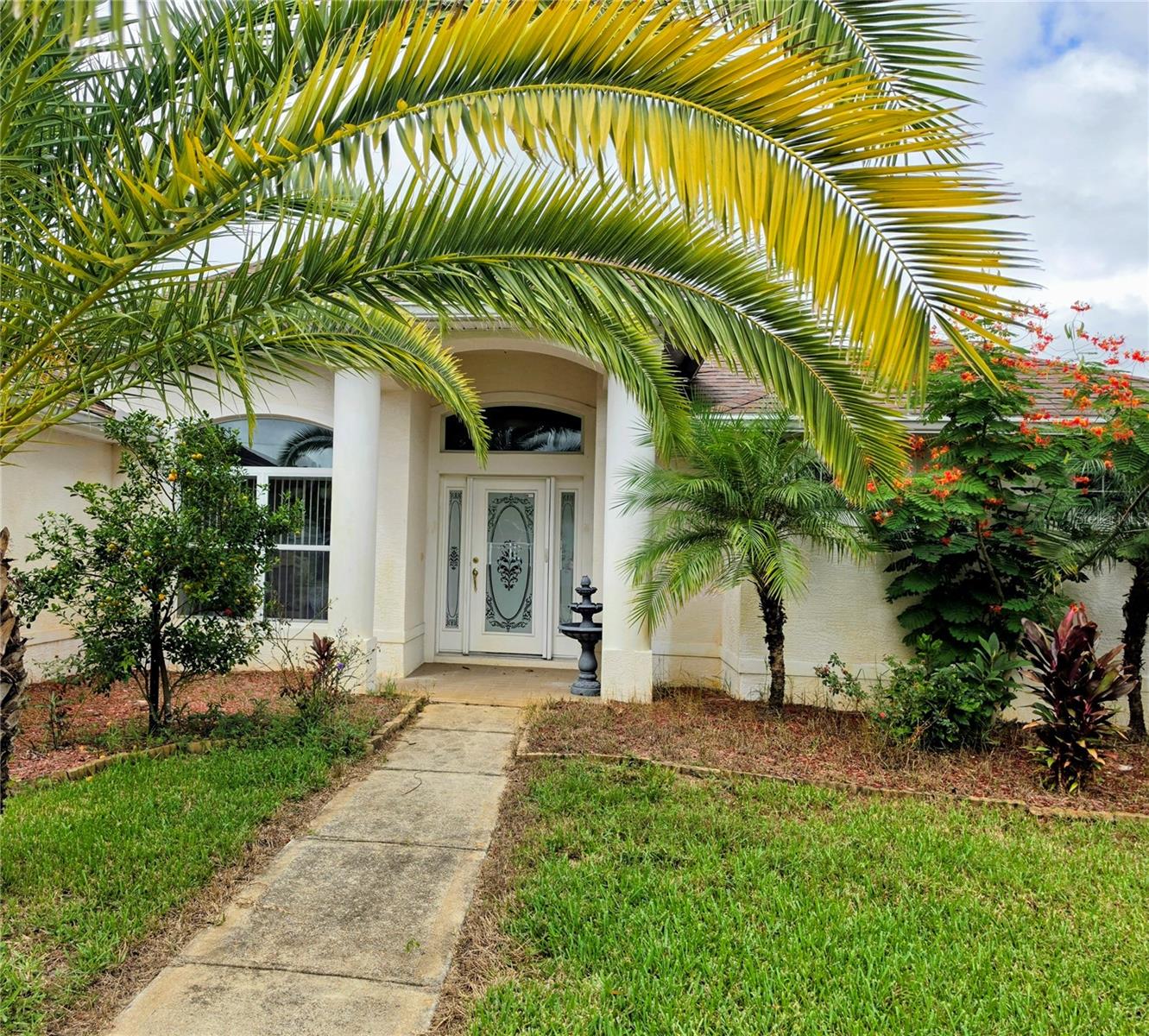 48 Waters Dr — photo
