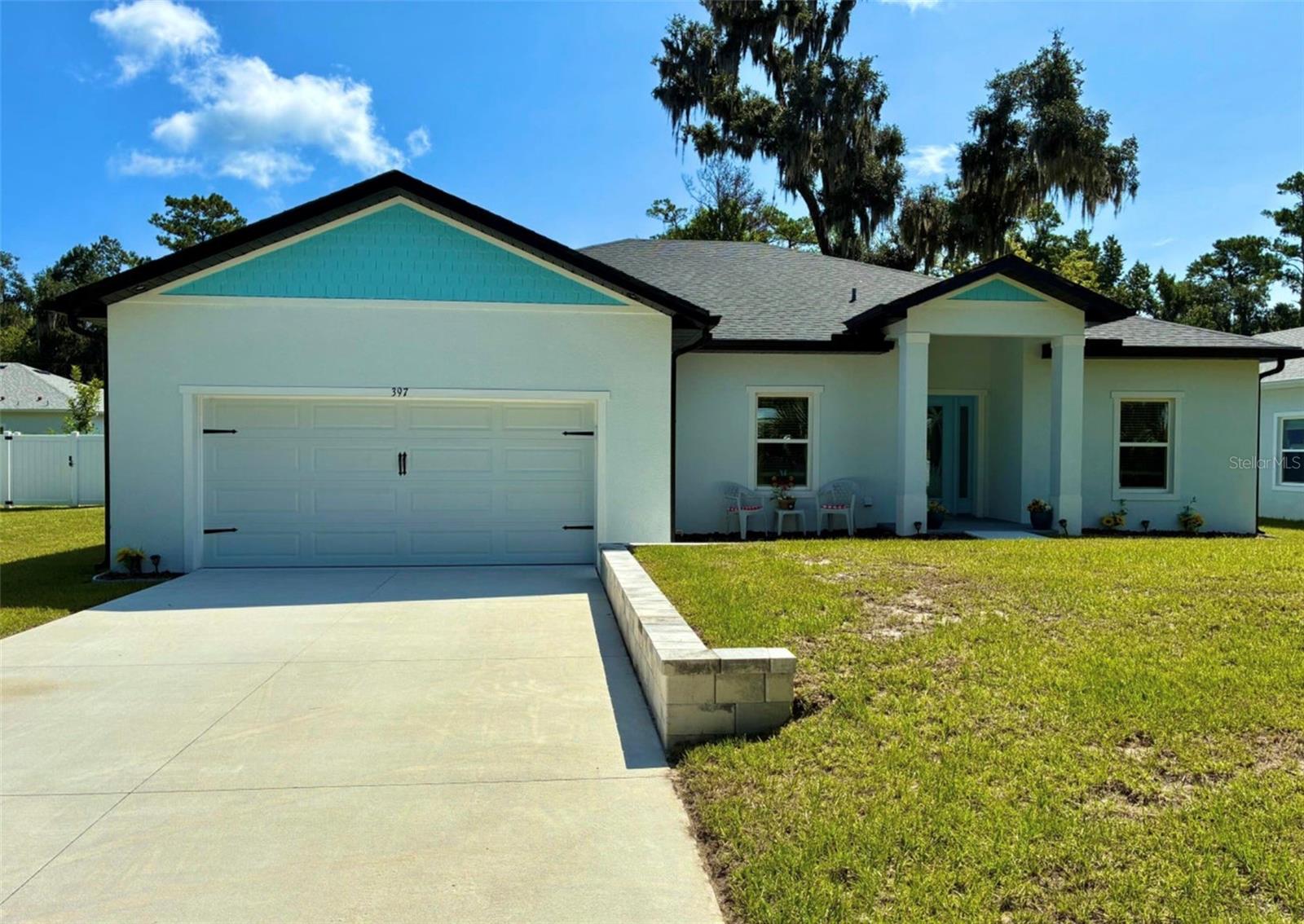 397 Palm Dr — photo