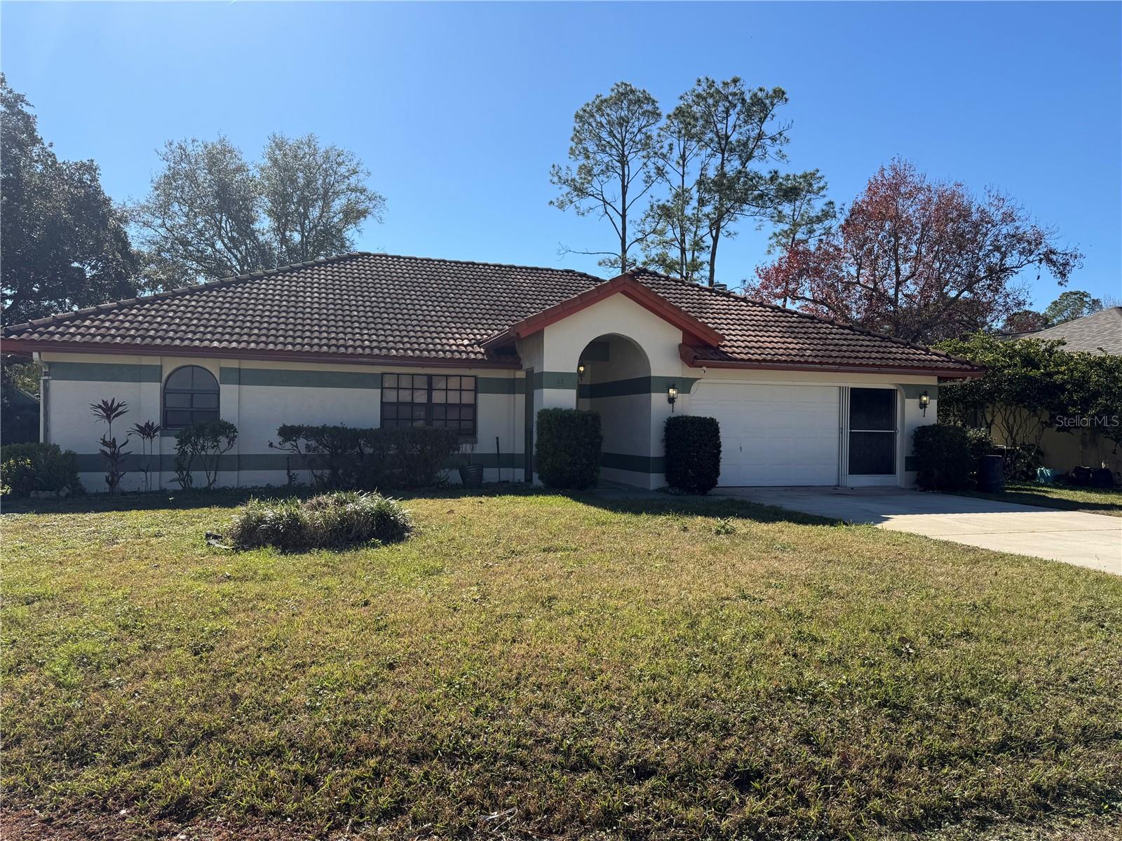 32 Westlawn Pl — photo
