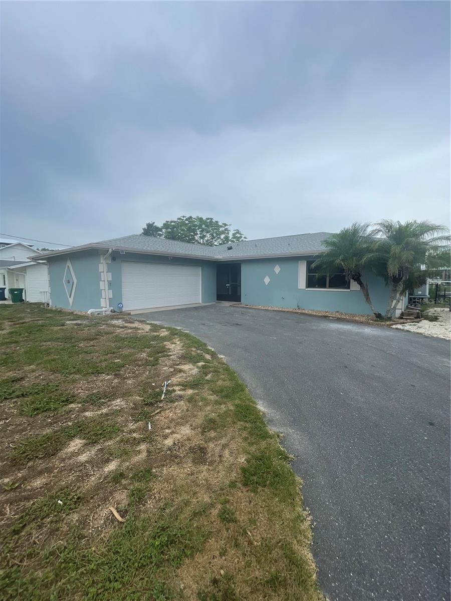 11711 W Bayshore Dr — photo