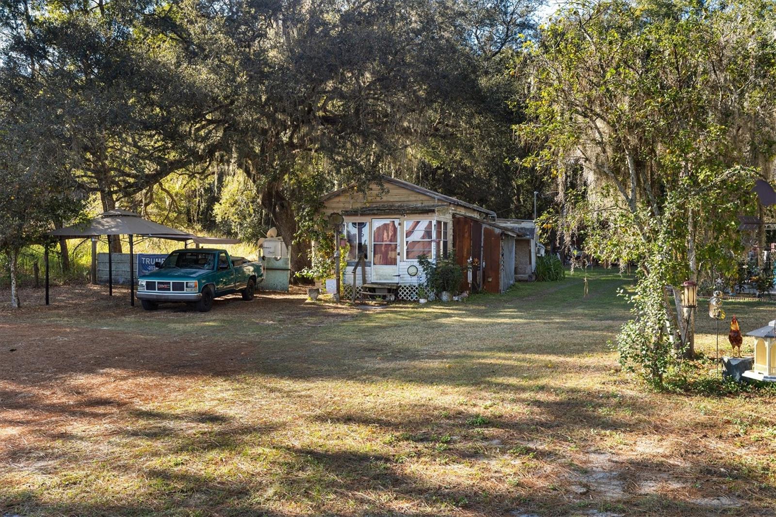 1582 S US 301 — photo