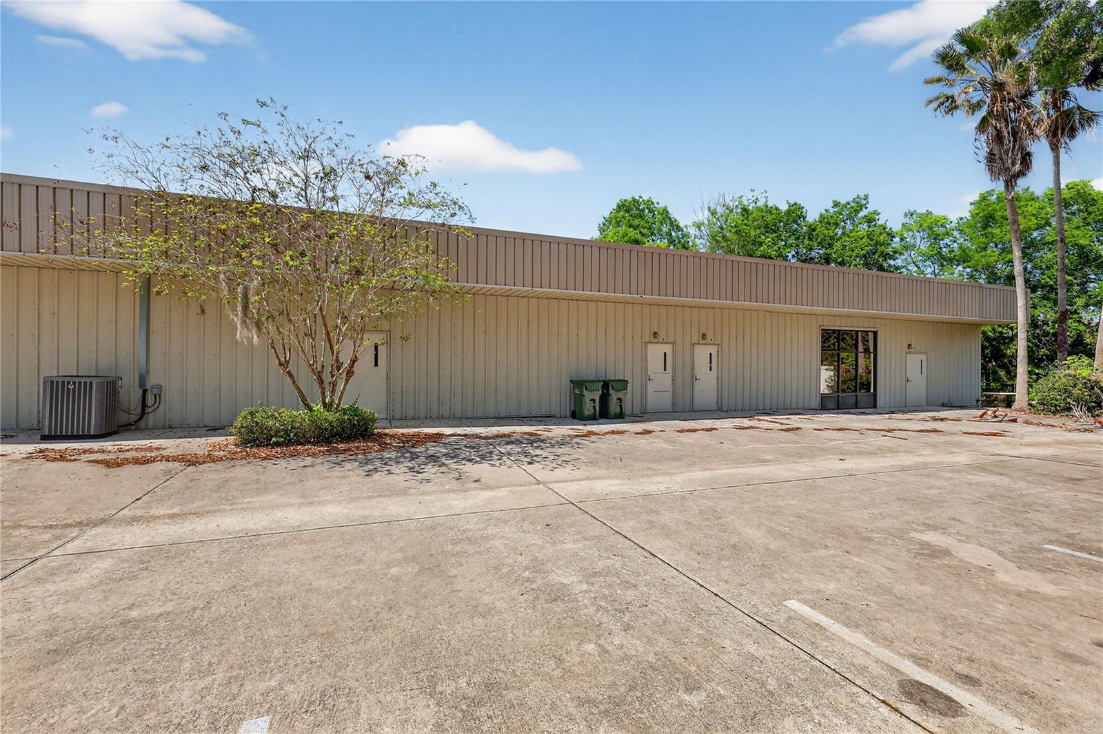 1314 Sumter St — photo