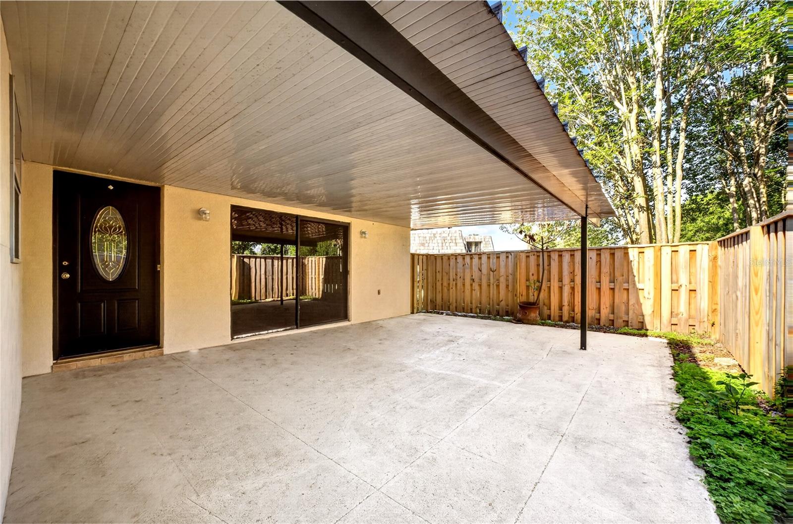 2906 Ash Dr — photo