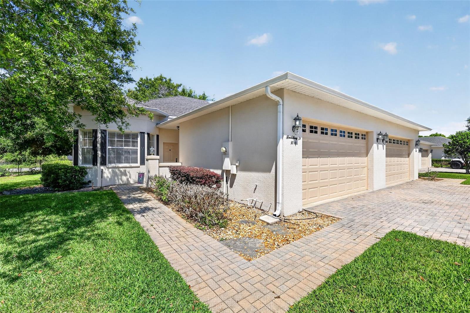 1010 Green Gate Blvd — photo