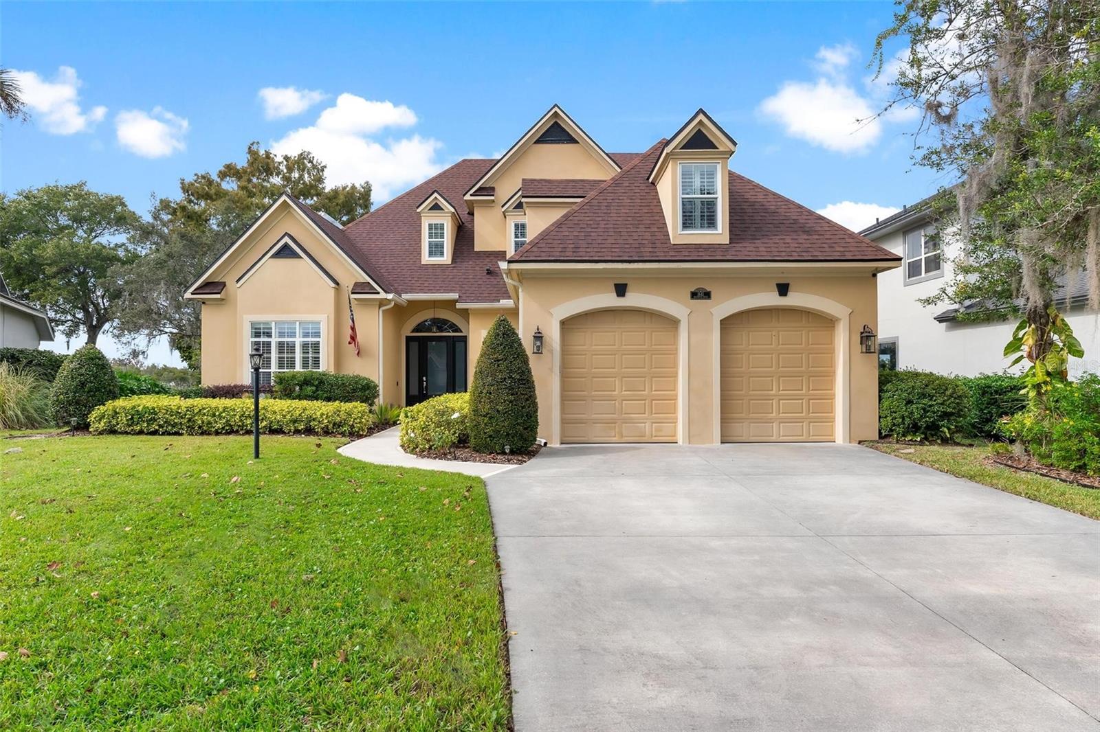 1641 Edgewater Dr — photo