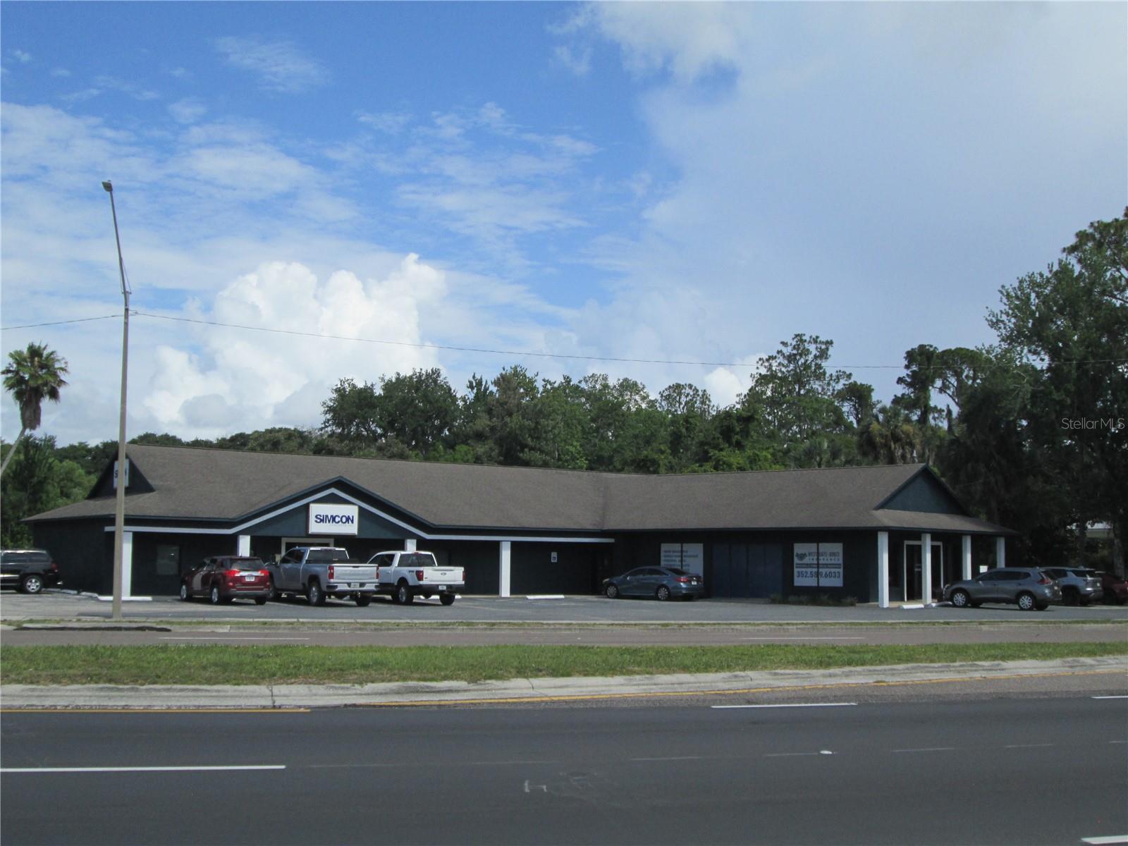 100 W Burleigh Blvd — photo