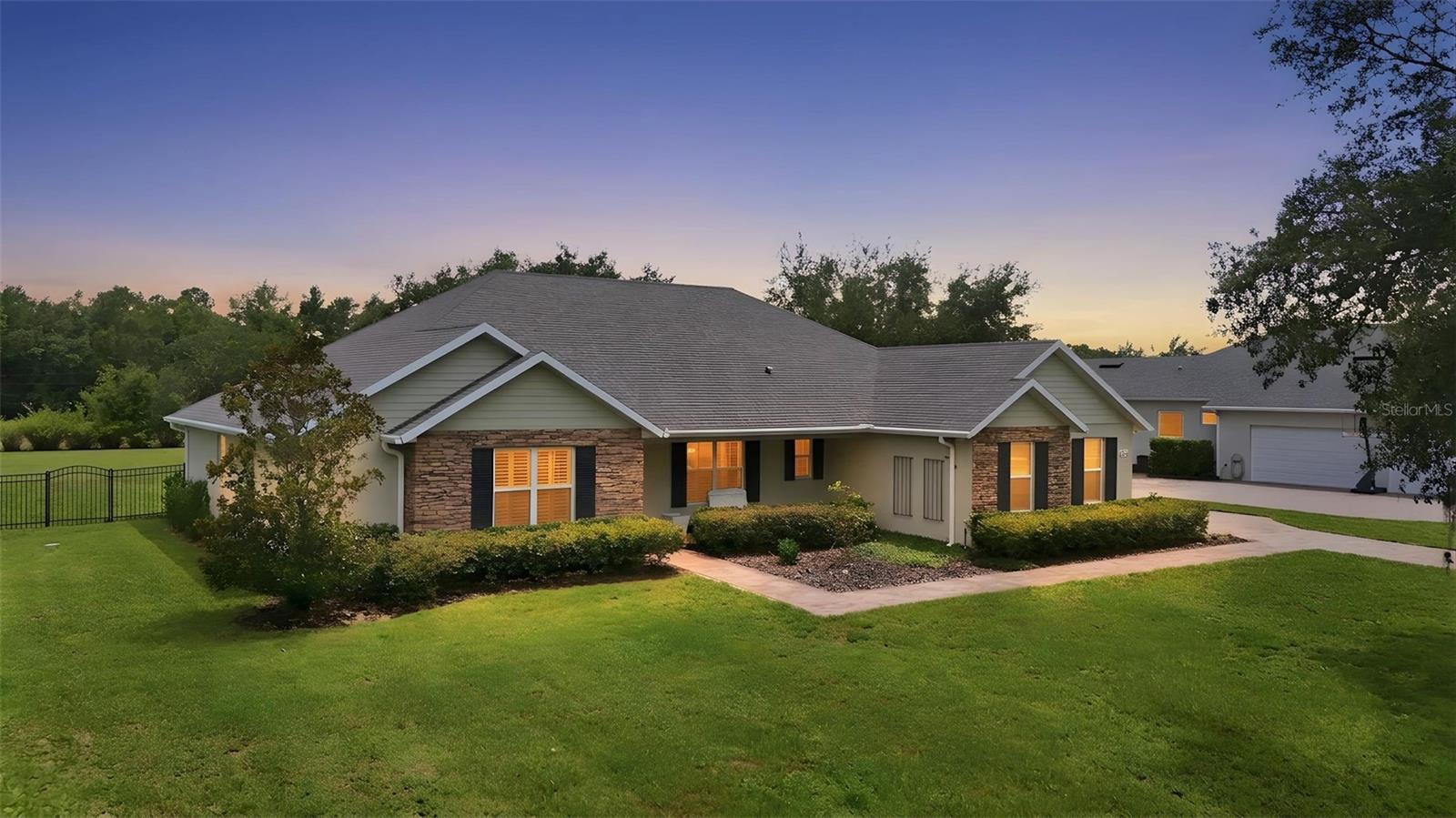 4526 Claire Rose Ct — photo